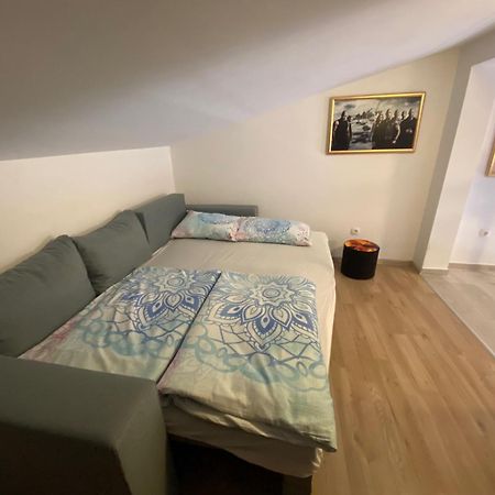 Apartmani Spaija Kaštela المظهر الخارجي الصورة